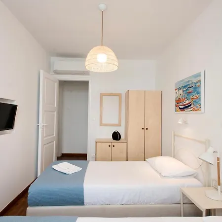 בית נופש Mykonos Old Harbor Front With Balcony