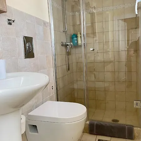 Дом отдыха Mykonos Old Harbor Front With Balcony