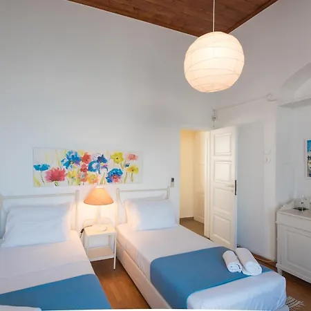 Дом отдыха Mykonos Old Harbor Front With Balcony